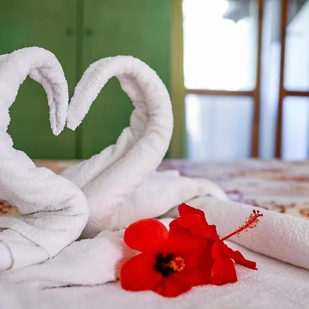 Il Complesso Saraceno 3* Torre delle Stelle